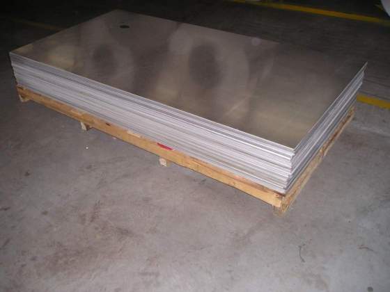 5083三条筋铝板沈阳格瑞纳铝业有限公司