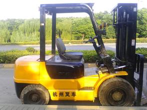 出售二手杭州3吨叉车上海市青浦区鹏银工程机械设备经营部