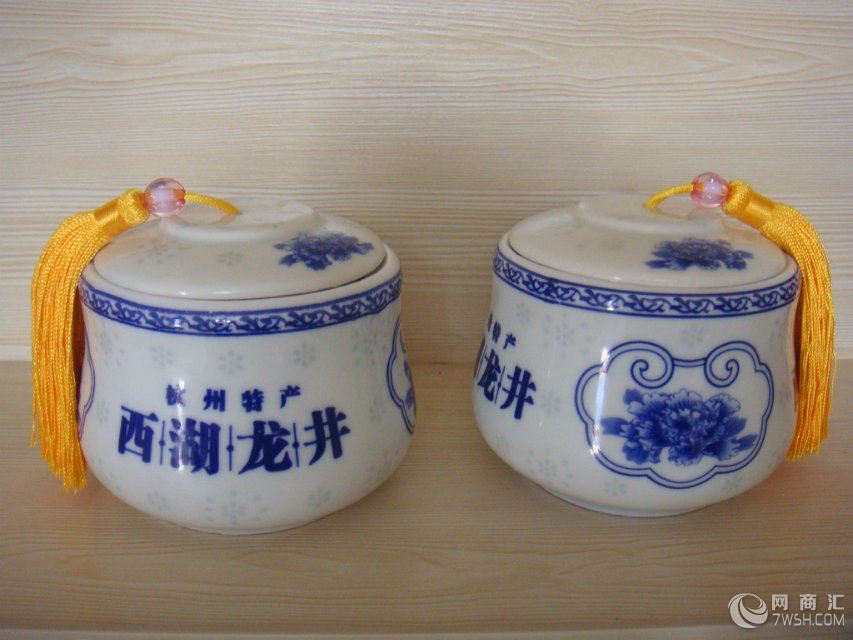 陶瓷茶叶罐定做厂家，高档景德镇颜色釉茶叶罐密封罐批发
